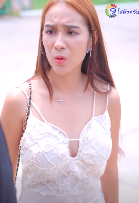 Y2011095 พน กงานเช ดรถ part2