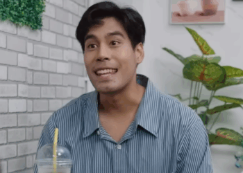 D2611042 ชายปากแบบน