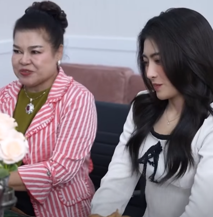 D2212049 ตร าน บซ อเร วล กเด ยวแฟนหน มา part2