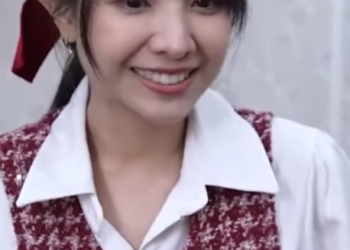 D2212076 บรถสองแถว เง านเหรอ part2