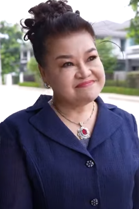 D2312002 กล าด งไง โยนขวดใส รถหร ของฉ part2