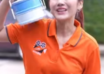 D2312106 เก ยวหม เด งราดน ำจ มซ ดประกายอาช พสาวออฟฟ ศ! part2