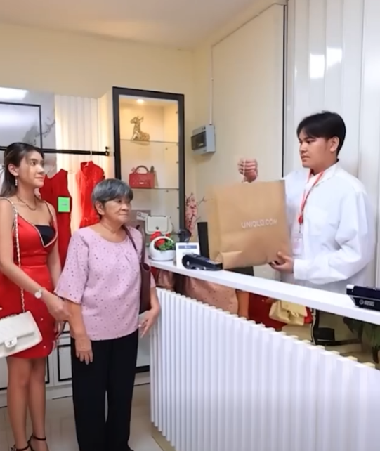 D2512002 คนม กไม โอ อวด คนโอ อวดม กไม (ละครส น) หน งส นด BSC part2