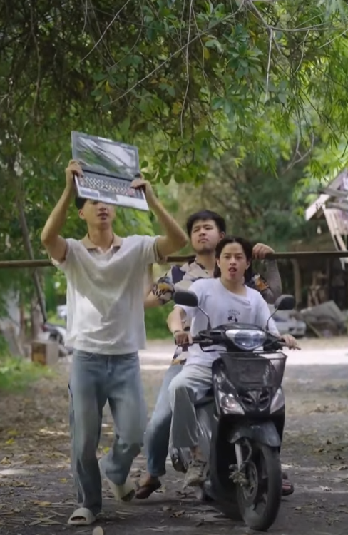 D1512029 กาโม หลอกม จได part1