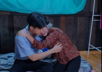 D1712100 แม เล กเoาผมไปเปร ยบเท ยบก บ