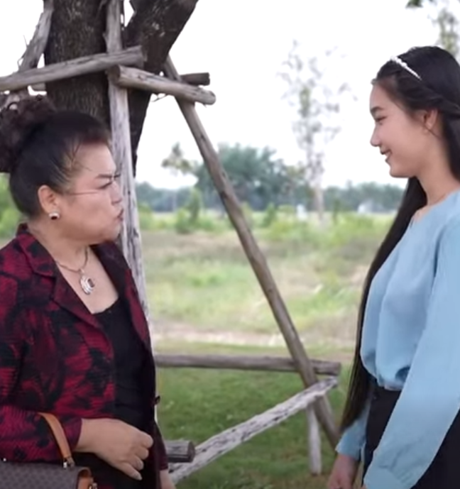 D1912079 ารถสองแถว บาท ายแบงค นเลยเหรอป part2