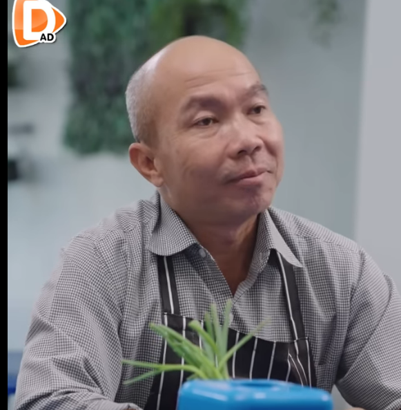 D2611179 าวม นไก