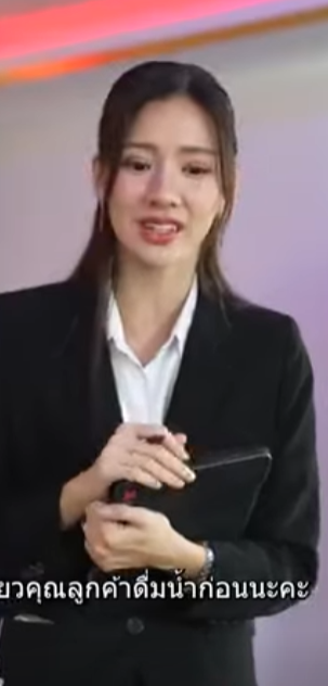 D3101037 คนกวาดขยะอยากก นหร แต ไม สภาพการแต งกายของต วเอ part2