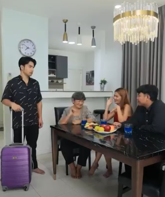 D2001071 เป uแม แบบไหน เห นล กเป นเคร องผล ตเง (หน งส น) สามโคกฟ part2