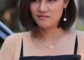 D2001127 พวกเขาแอUขโมยเง นทองของพ อค ามะละกO (หน งส น) สกายฟ part2