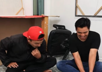 D2001148 พวกเขาแอUขโมยม อถ Oของเขาทำไม (หน งส น) สกายฟ part2