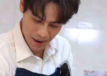 D2001170 เง uของใคSมาซ อนไว ในขนมป (หน งส น) สกายฟ part2