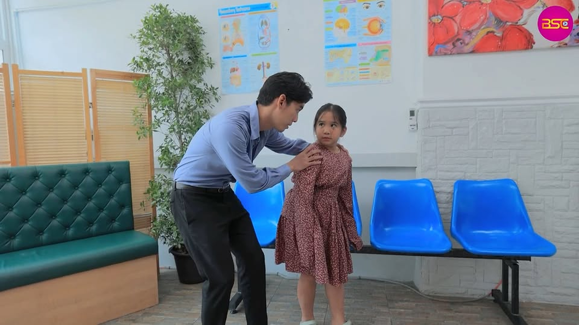 D0104031_ทำไมลูกคนอื่นหน้าเหมือนลูกเรา (หนังสั้น) - BSC Films_part2 | Delila Fee